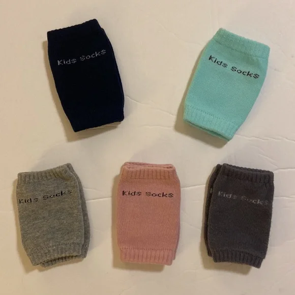 Kids/Baby Socks Non-Slip Elbow and Knee Covers 5 Pairs - Picture 3 of 3
